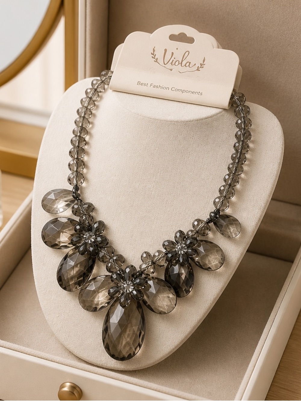 Statement Faceted Crystal Teardrop Necklace - Gray